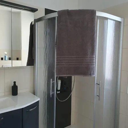 Moderne Mit Balkon Direkt An Der Peene